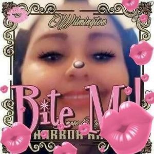 Meet your Posher, Denise